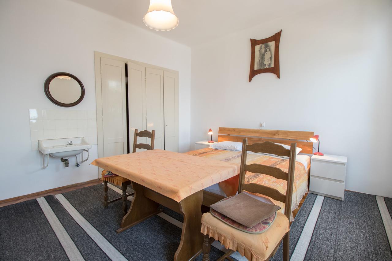 Apartments Josip By The Sea Novi Vinodolski Bagian luar foto