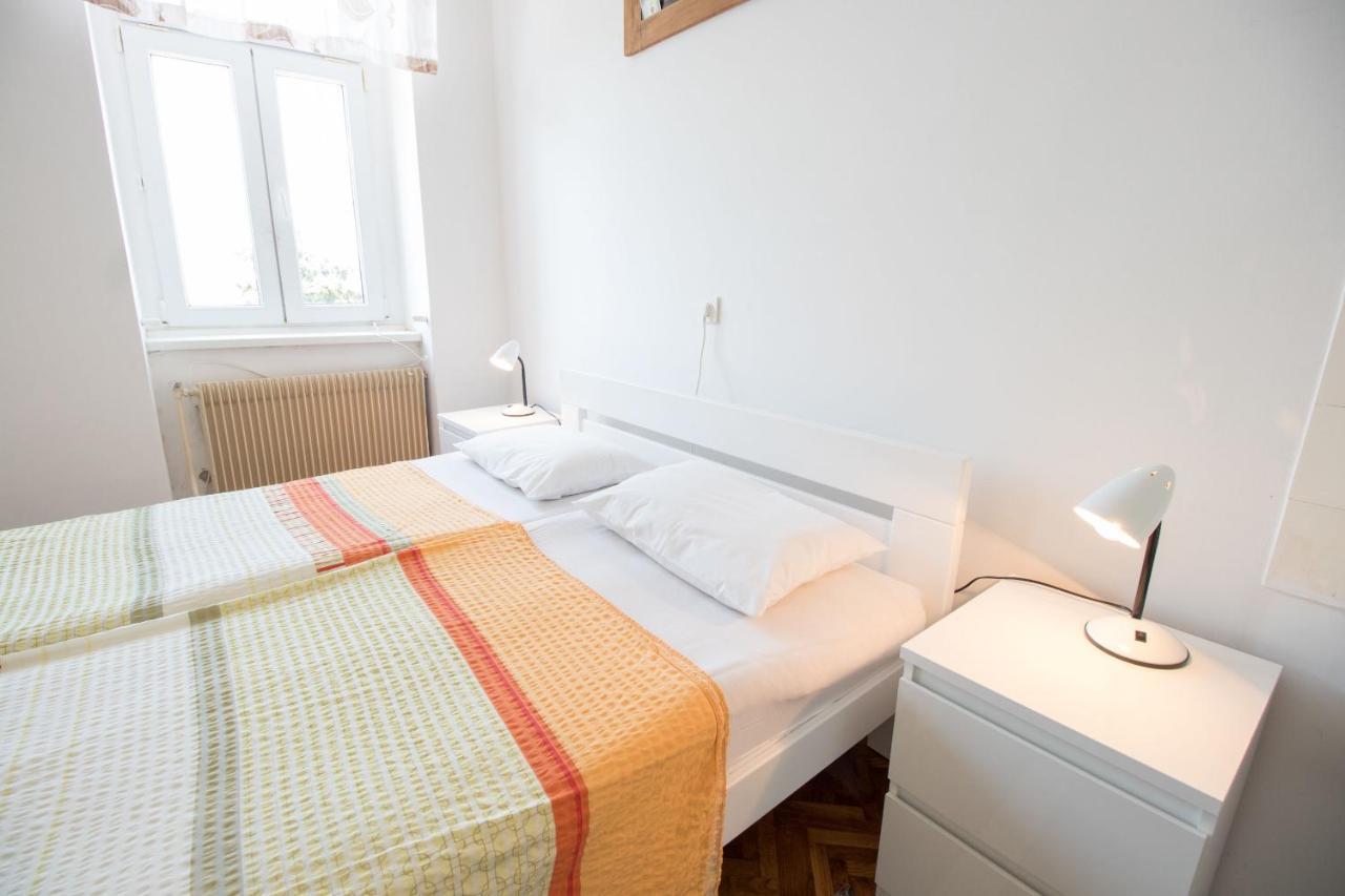 Apartments Josip By The Sea Novi Vinodolski Bagian luar foto