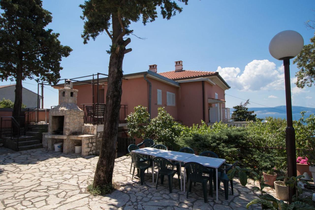Apartments Josip By The Sea Novi Vinodolski Bagian luar foto